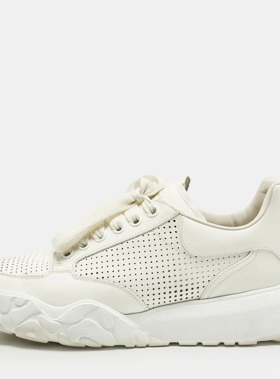 Alexander McQueen Sprint Runner Size 42.5 White Leather Lace Up Sneakers