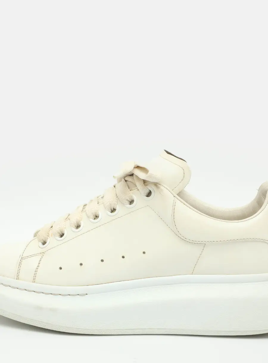 Alexander McQueen Oversized Size 41 White Leather Lace Up Sneakers
