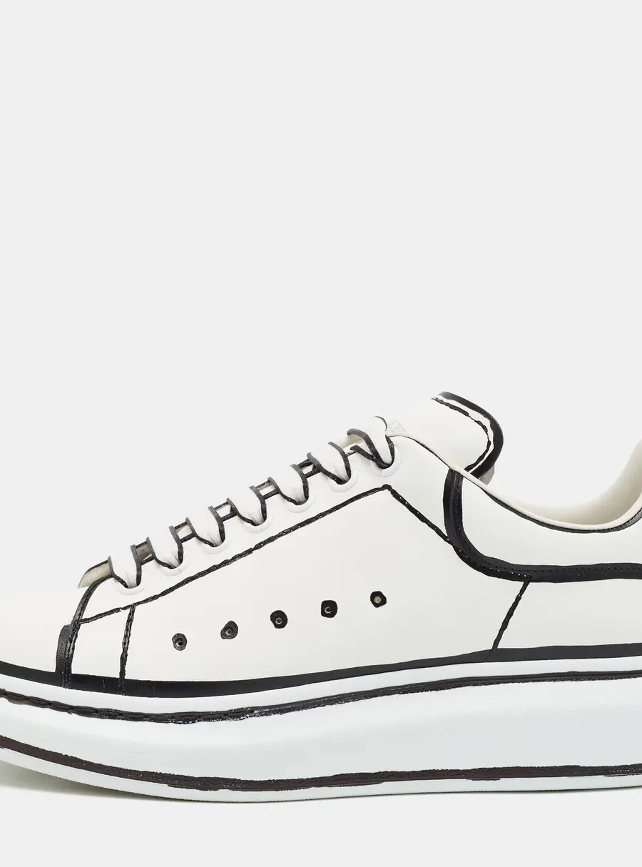 Alexander McQueen Oversized Size 42 White/Black Outline Leather Lace Up Sneakers