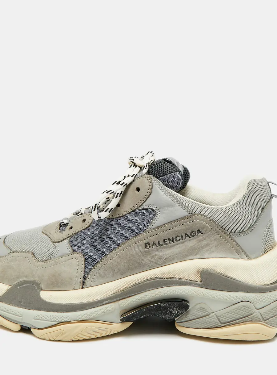 Balenciaga Triple S Size 43 Grey Mesh and Nubuck Leather Lace Up Sneakers