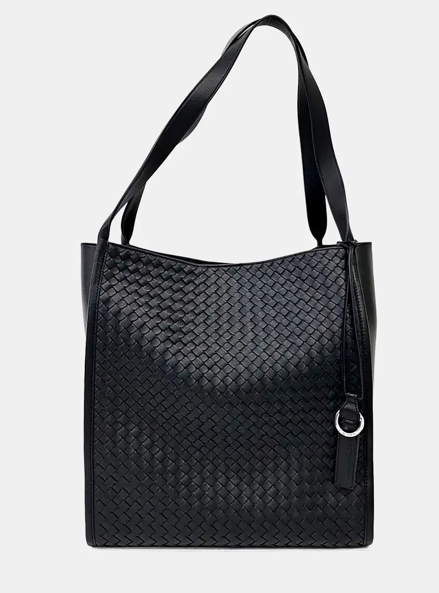 Bottega Veneta Black Leather Corriere