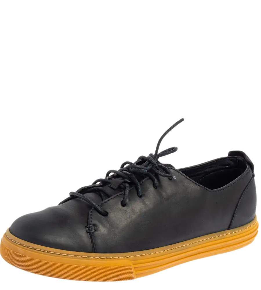 Gucci Navy Blue Leather Low Top Sneakers Size 42