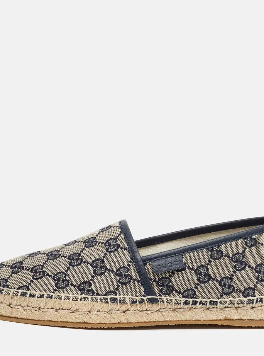 Gucci Size 41 Beige/Navy Blue GG Canvas and Leather Slip On Espadrille Flat