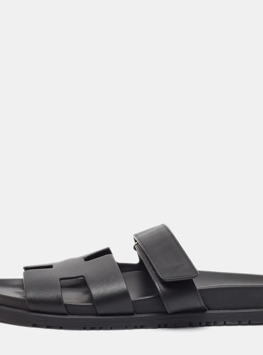Hermès Chypre Size 41 Black Leather Slide Sandals