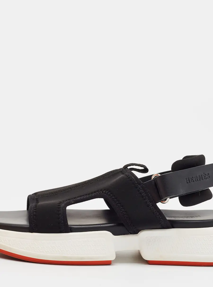 Hermes Gate Size 40 Black Fabric Slingback Flat Sandals