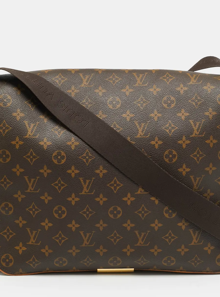 Louis Vuitton Abbesses Monogram Canvas Messenger Bag