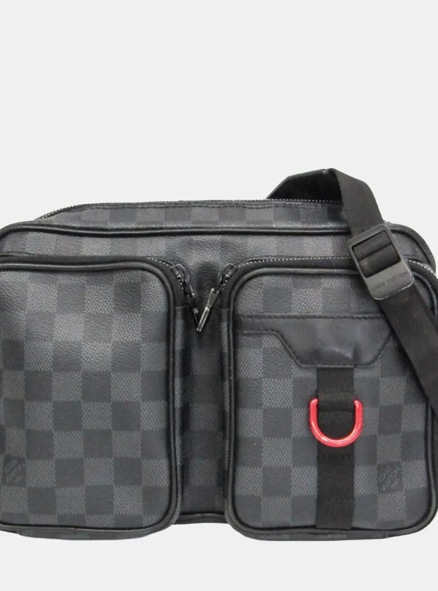 Louis Vuitton Utility Messenger Damier Graphite Black Coated Canvas Men Crossbody Bag