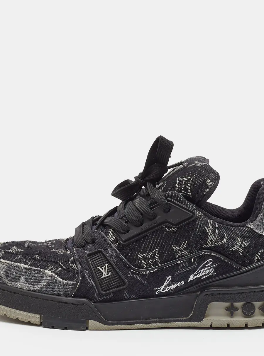 Louis Vuitton LV Trainer Size 40  Monogram Denim Low Top Sneakers