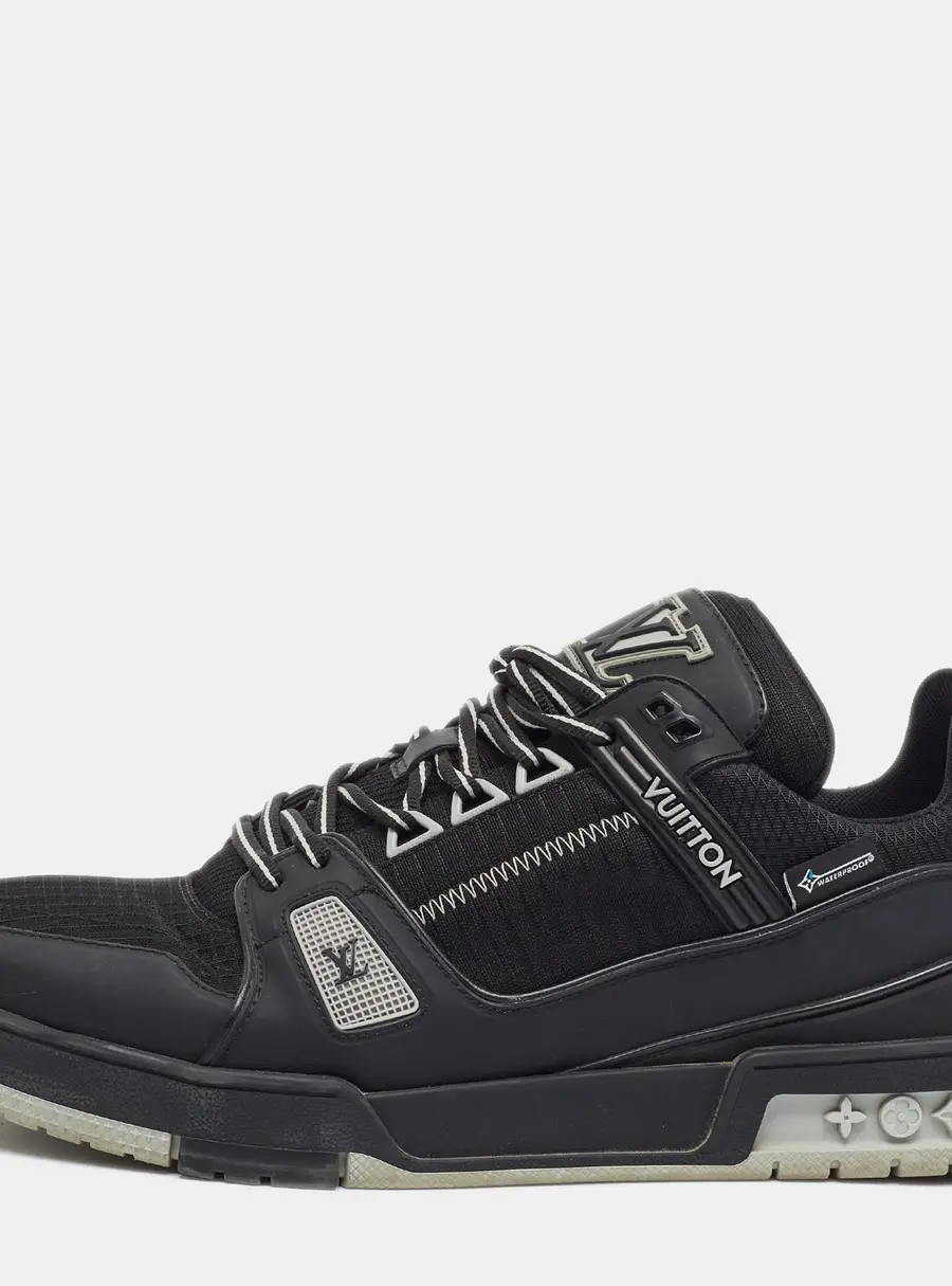 Louis Vuitton LV Trainer Size 42.5 Black Fabric and Leather Lace Up Sneakers