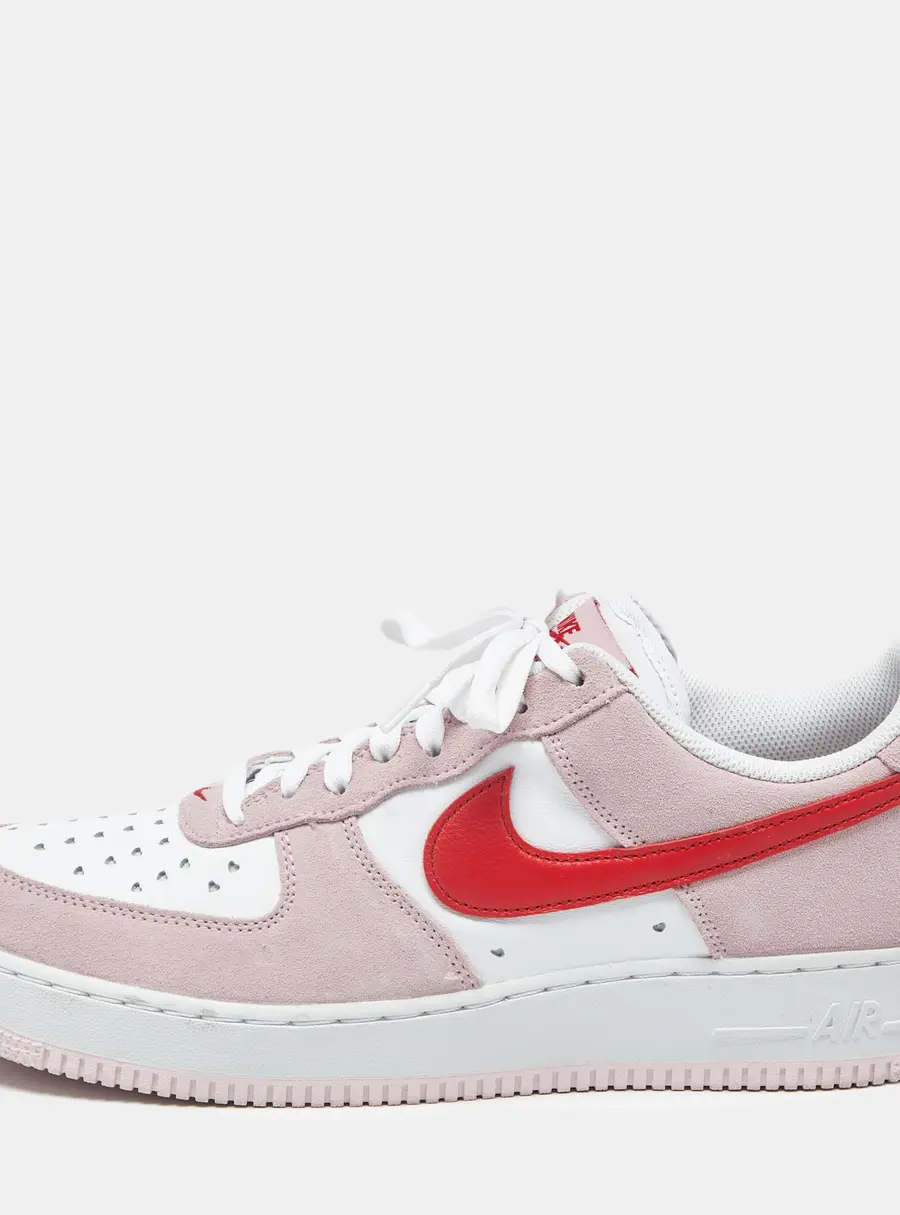 Nike Air Force 1 07 QS Valentine's Day Love Letter Size 45.5 Multicolor Leather and Suede Low Top Sneakers