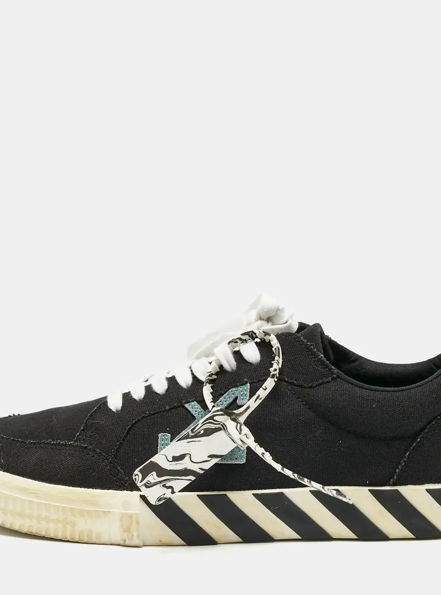 Off-White Black Canvas Vulcanized Low Top Sneakers Size 45