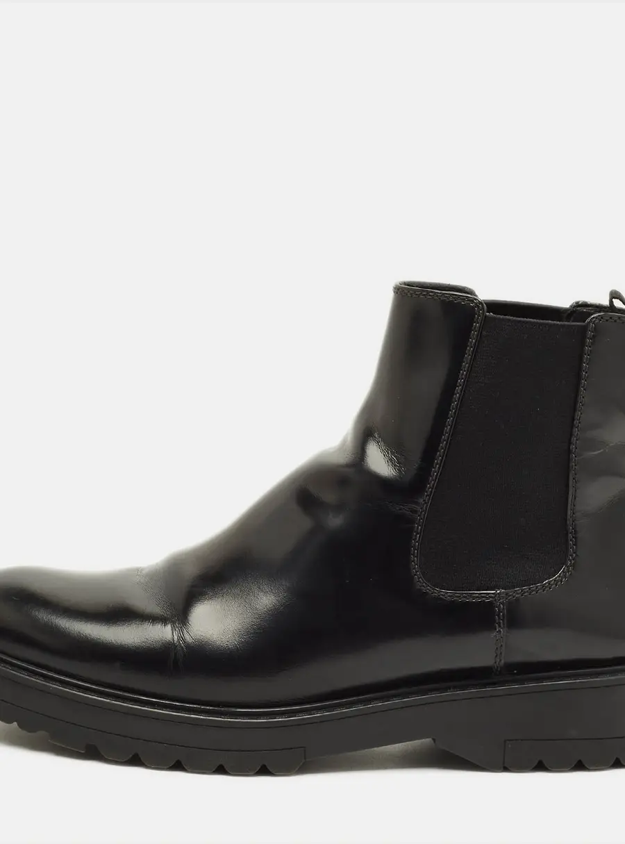 Prada Size 40 Black Leather Chelsea Boots
