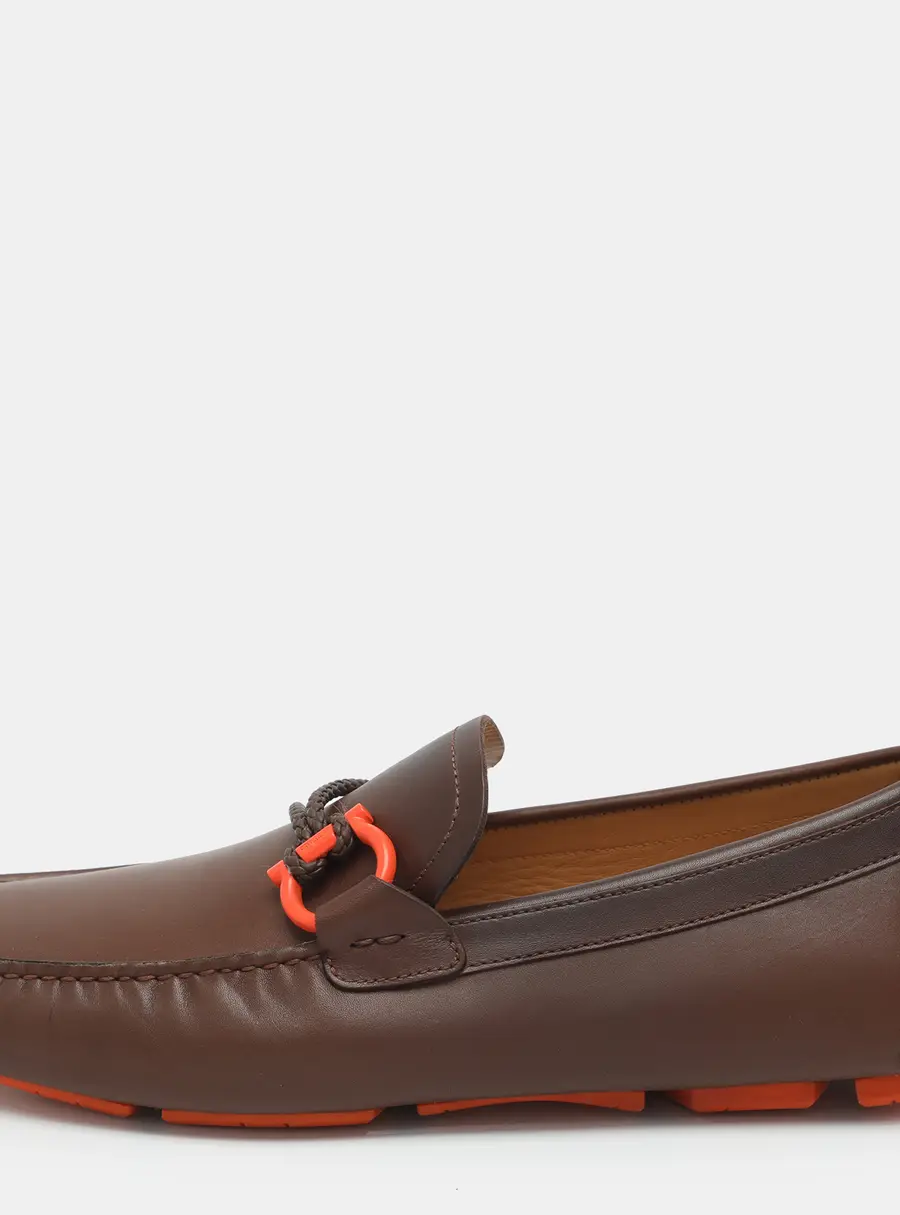 Salvatore Ferragamo Gancini Ornament Size 42 Brown Leather Driver Loafers