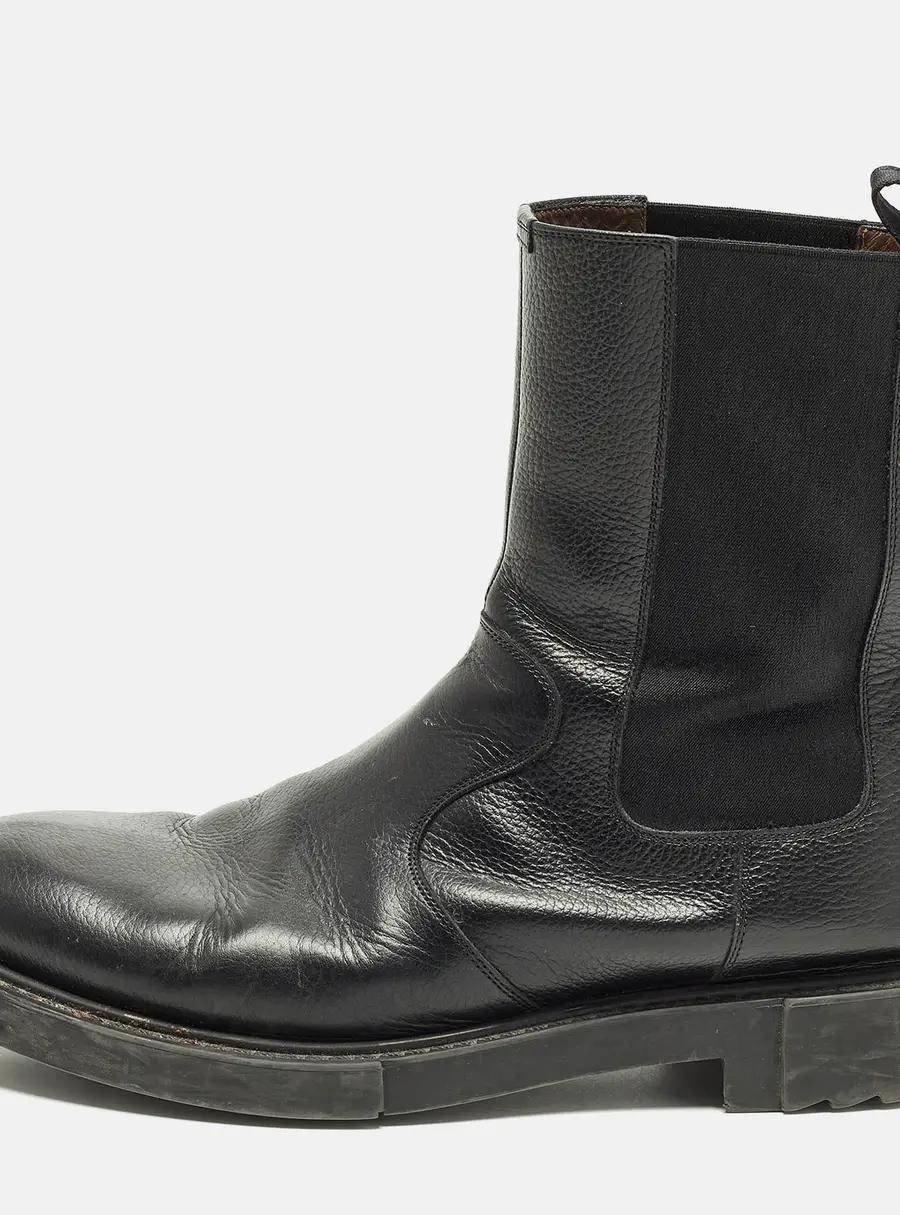 Salvatore Ferragamo Size 45 Black Leather Chelsea Boots