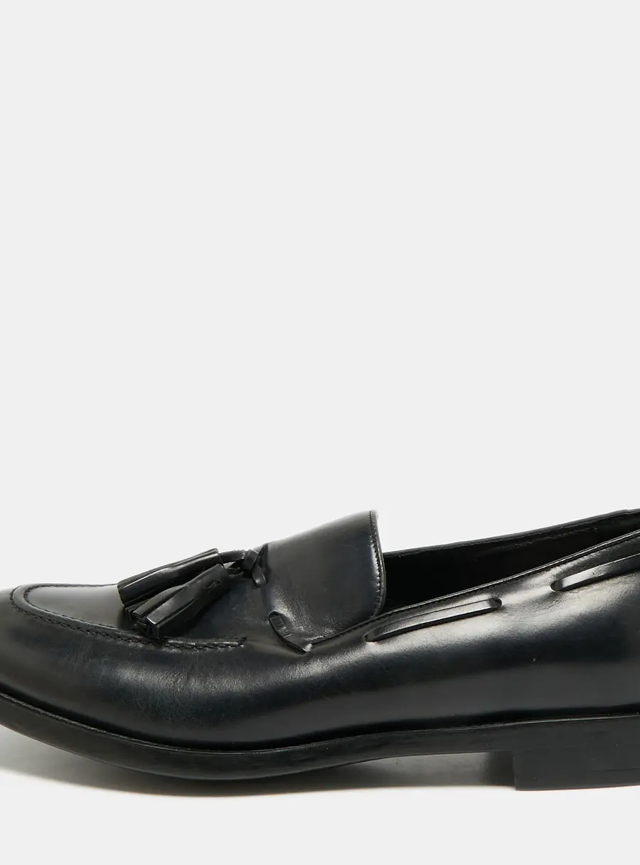 Salvatore Ferragamo Size 43 Black Leather Tassel Penny Loafers