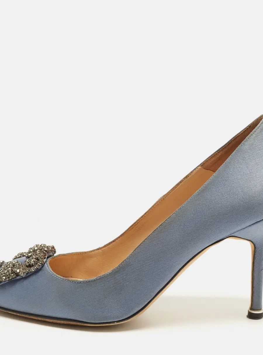 Manolo Blahnik Hangisi Size 36.5 Blue Satin Crystal Embellished Pumps