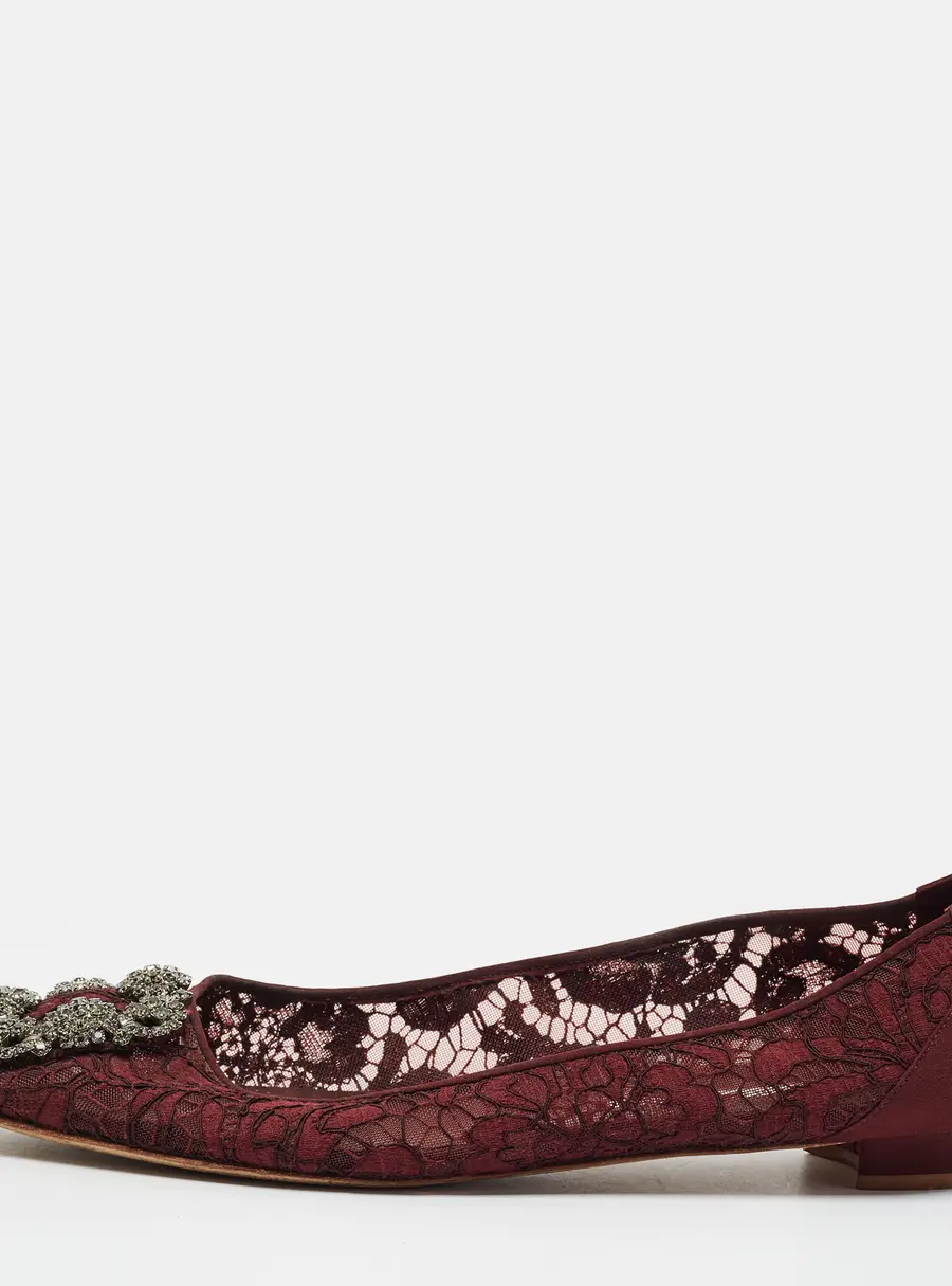 Manolo Blahnik Hangisi Size 41 Burgundy Fabric and Lace Ballet Flats