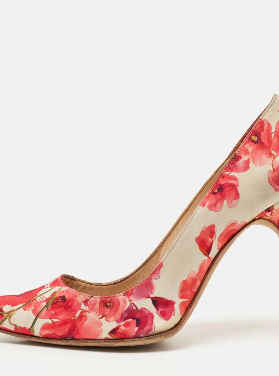 Manolo Blahnik Multicolor Floral Print Satin Pointed Toe Pumps Size 38.5