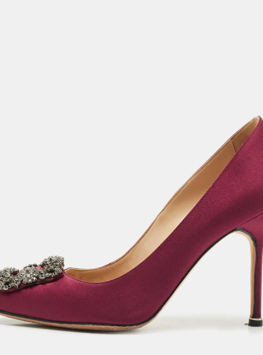 Manolo Blahnik Burgundy Satin Hangisi Pumps Size 39.5