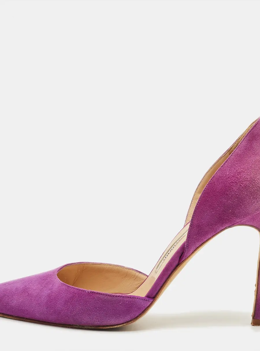 Manolo Blahnik Tayler Size 38.5 Purple Suede D'orsay Pumps