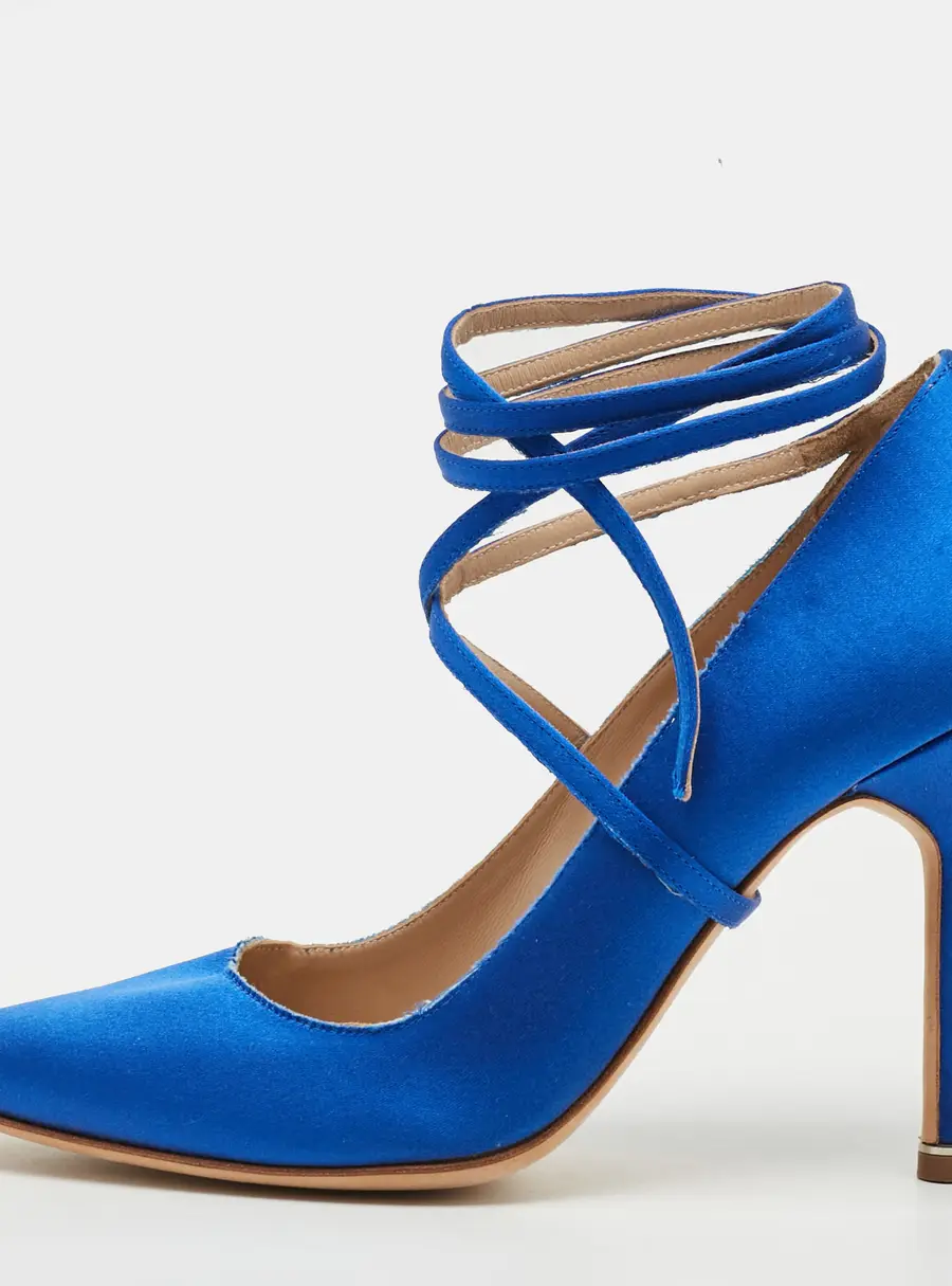 Manolo Blahnik x Vetements Size 38 Blue Satin Ankle Wrap Pumps
