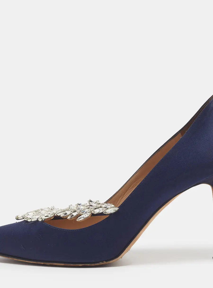 Manolo Blahnik Nadira Size 39.5 Navy Blue Satin Crystal Embellished Pumps
