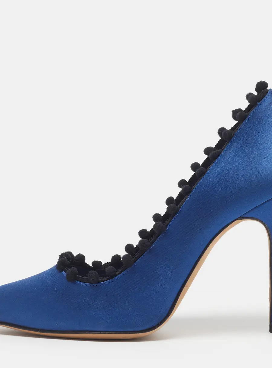 Manolo Blahnik Size 38 Navy Blue/Black Satin Pom-Pom Embellishments Pumps