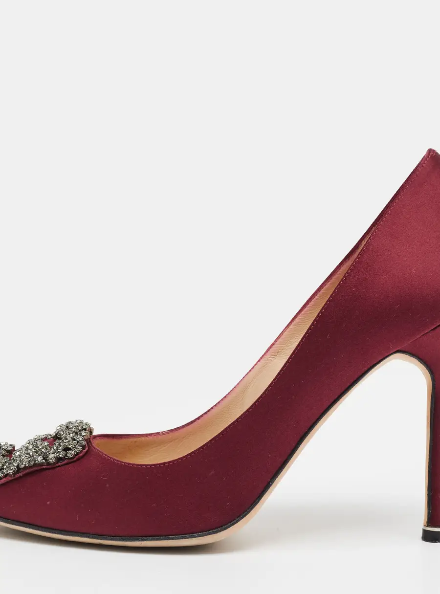 Manolo Blahnik Hangisi Size 42 Burgundy Satin Pumps