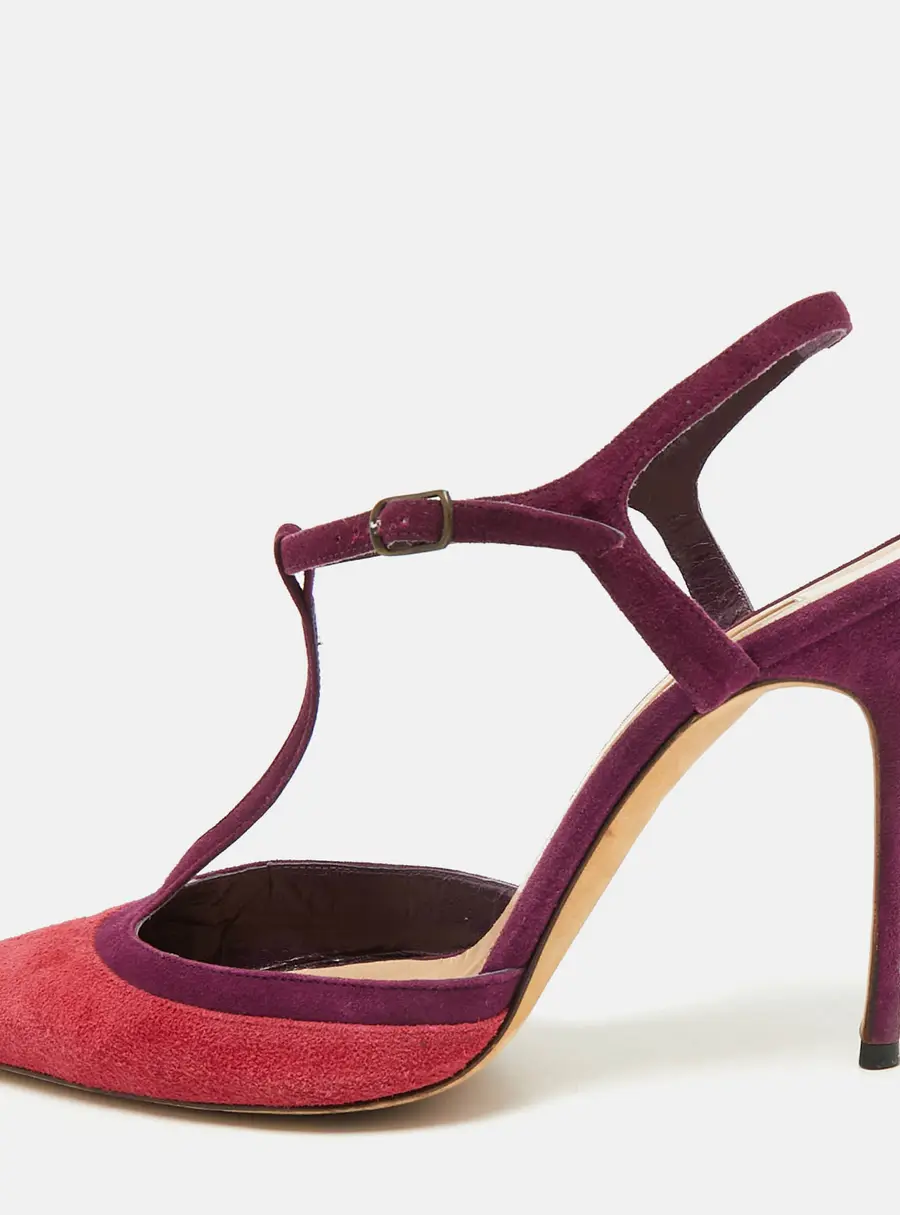 Manolo Blahnik Size 39.5 Pink/Purple Suede Pointed Toe T-Strap Sandals