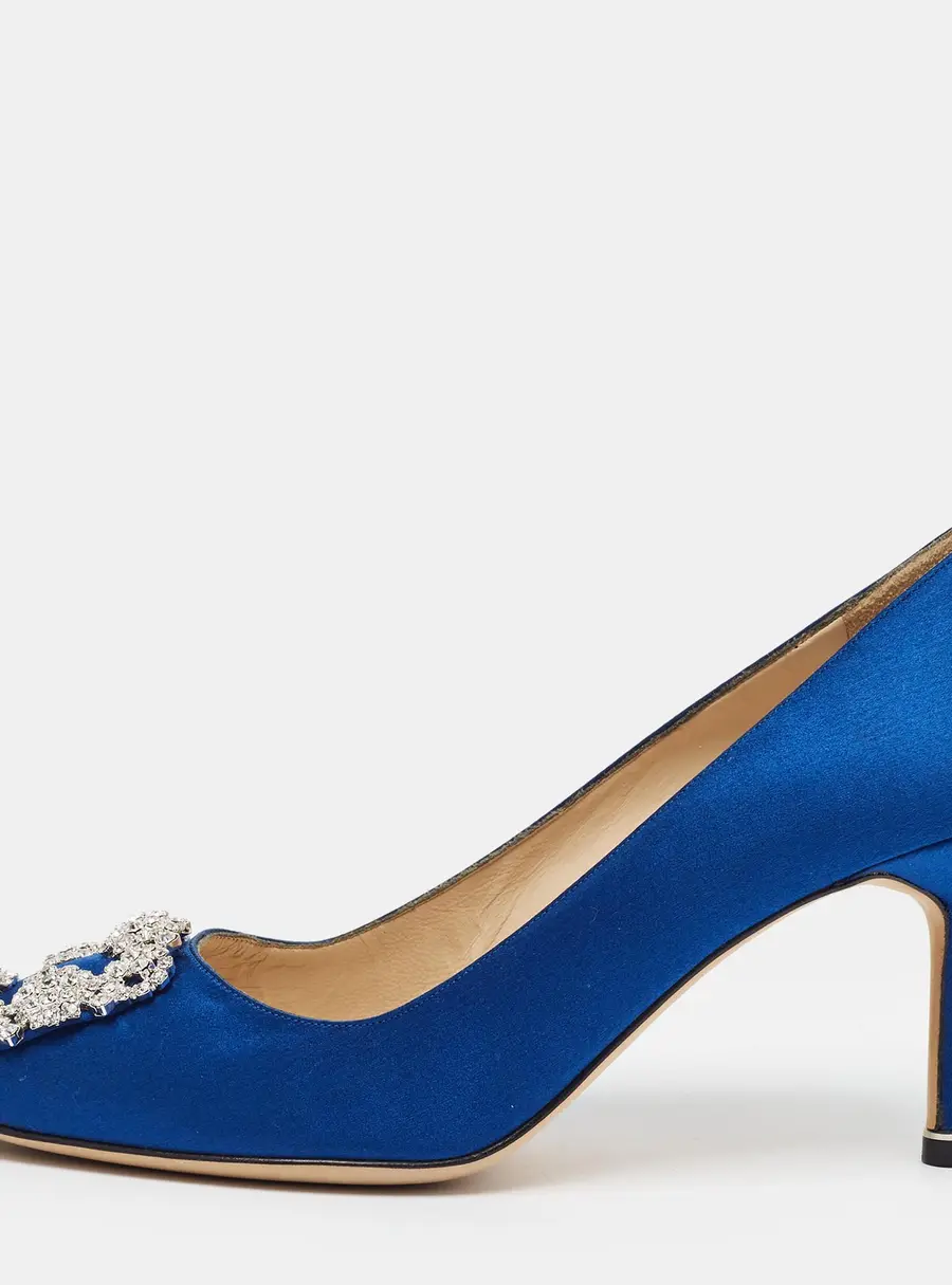 Manolo Blahnik Hangisi Size 39 Blue Satin Pumps