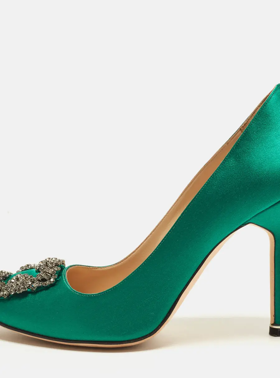 Manolo Blahnik Hangisi Size 38.5 Green Satin Pumps