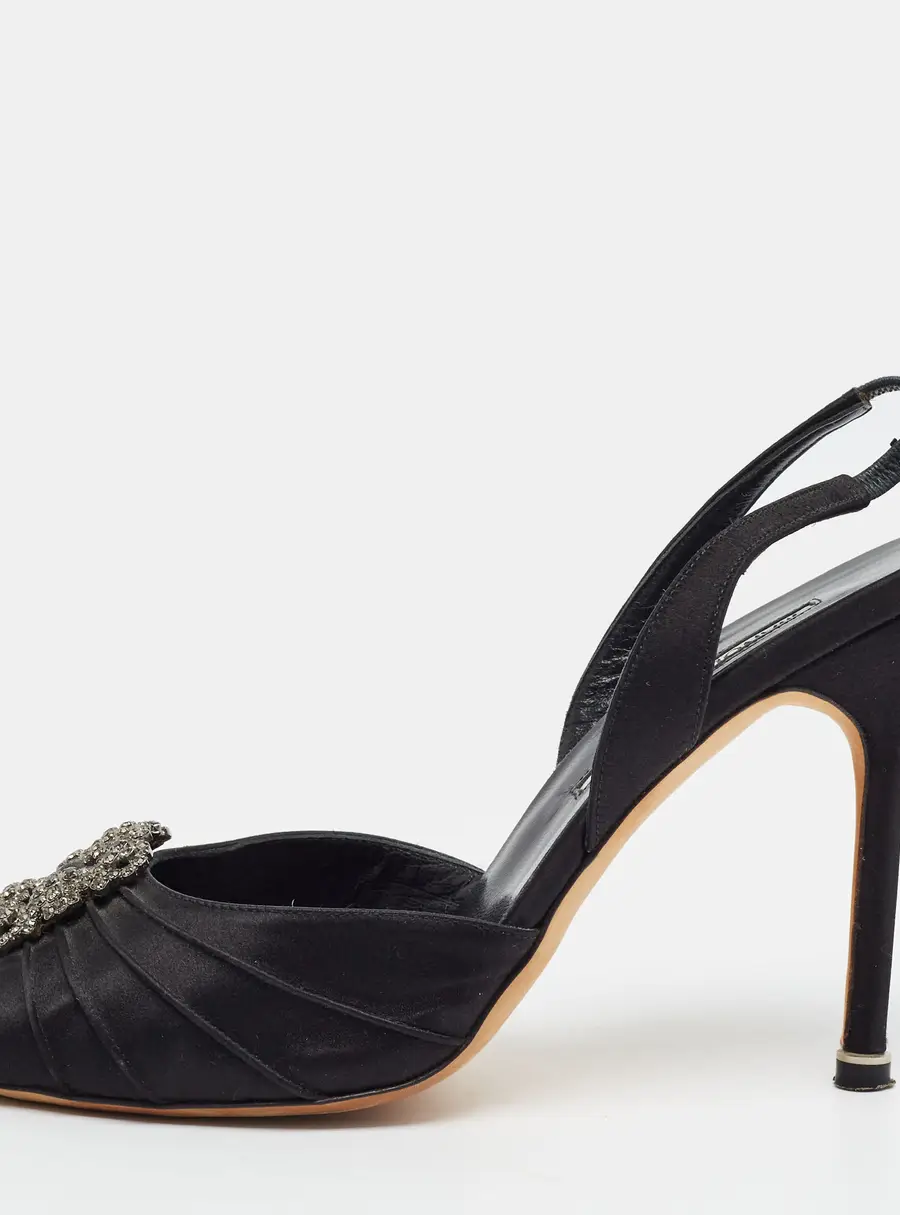 Manolo Blahnik Cassia Size 39.5 Black Satin Slingback Sandals