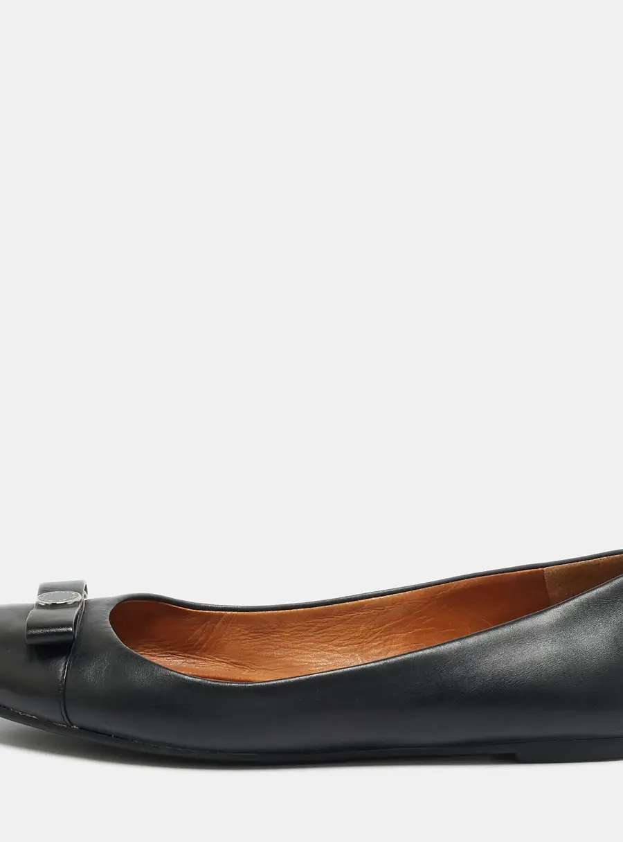 Marc by Marc Jacobs Size 37 Black Leather Ballet Flats