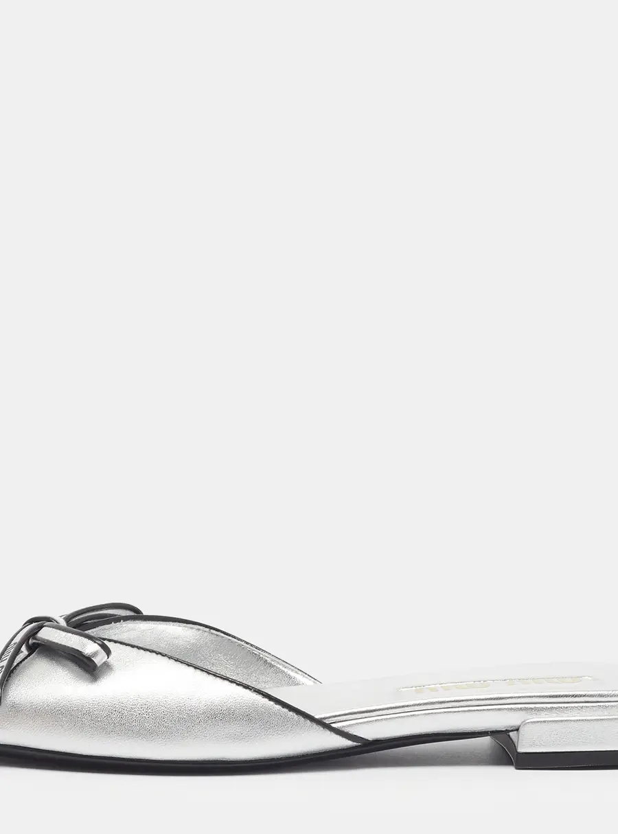 Miu Miu Mordore Size 37.5 Silver Leather Bow Flat Slide