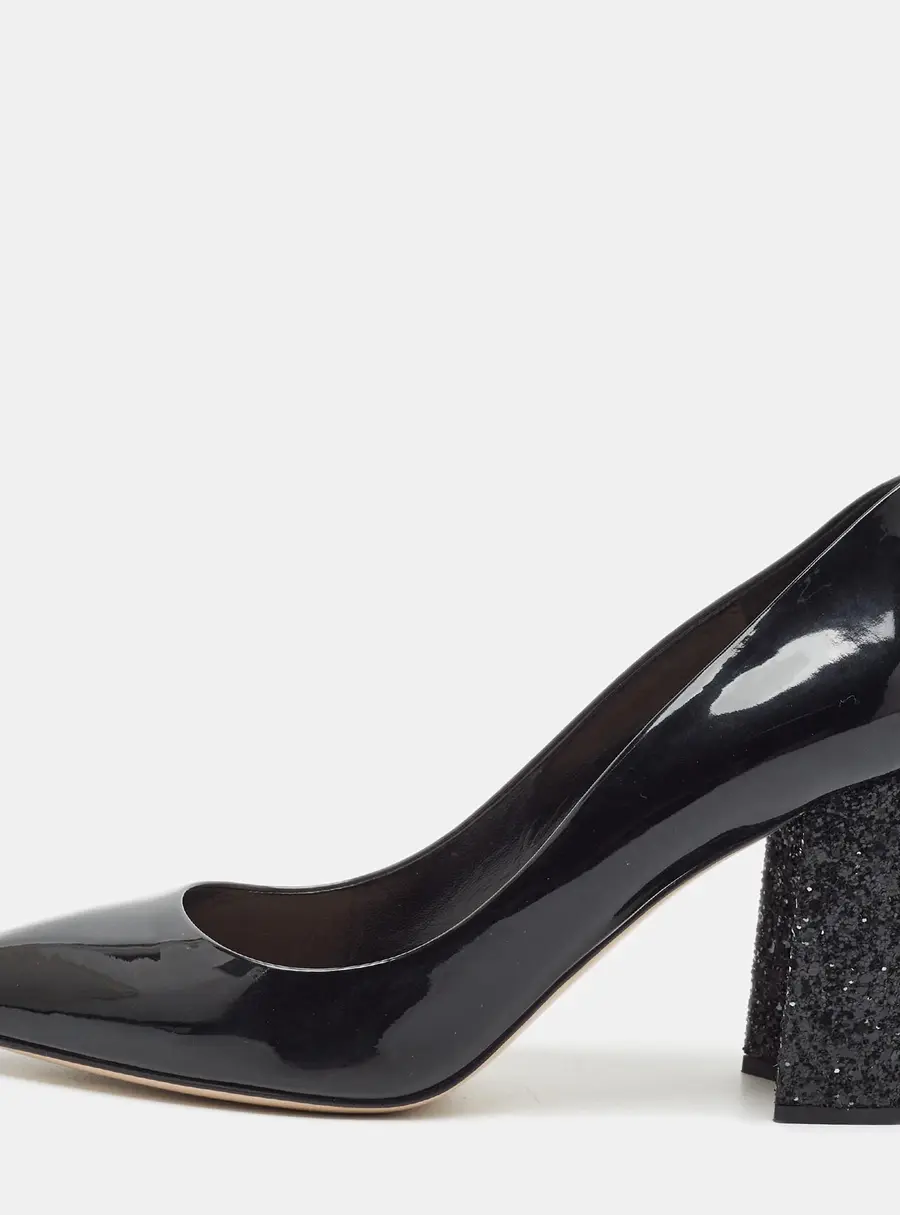 Miu Miu Size 40 Black Patent Leather Block Heel Pumps