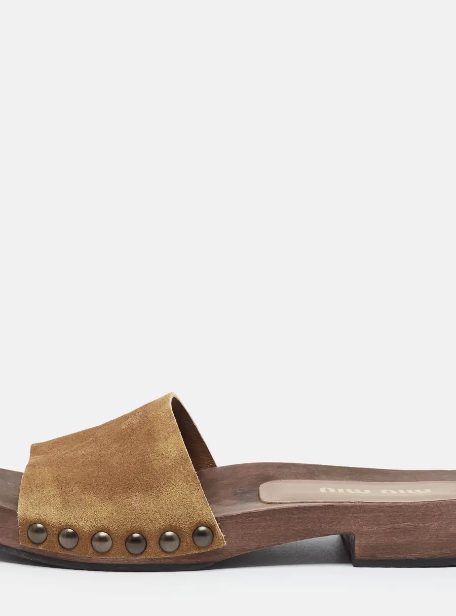 Miu Miu Size 40 Brown Leather Flat Clogs