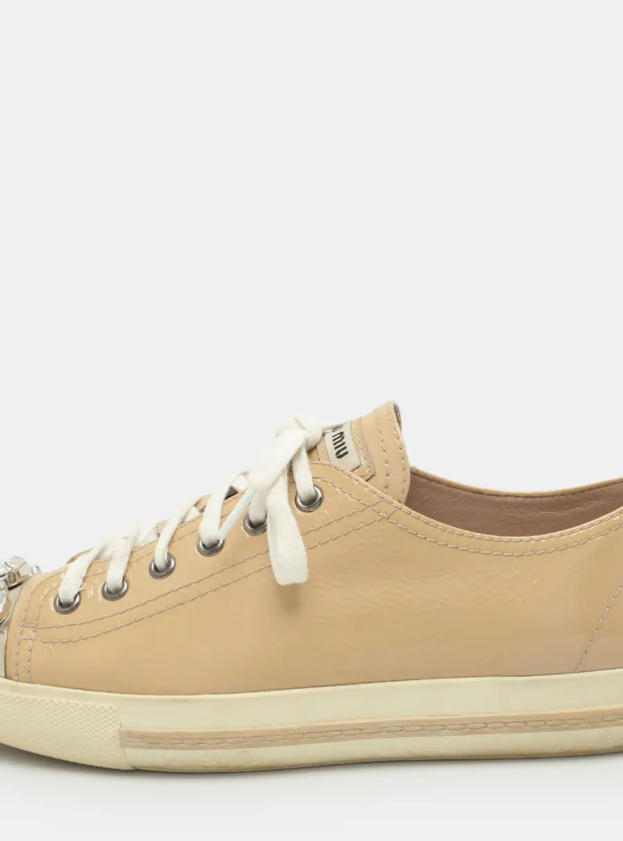 Miu Miu Crystal Emellished Size 38 Beige Patent Leather Low Top Sneakers