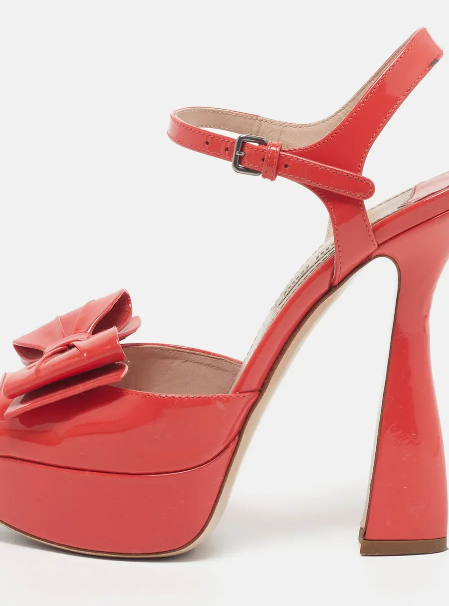 Miu Miu Size 36 Red Patent Leather Ankle Strap Sandals