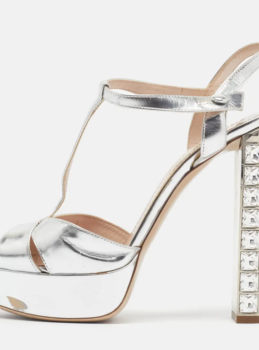 Miu Miu Size 39 Silver Leather Ankle Strap Sandals