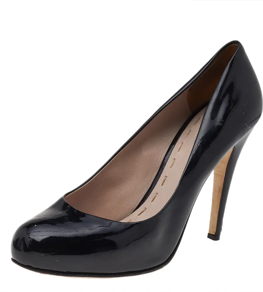 Miu Miu Black Patent Leather Round Toe Pumps Size 40