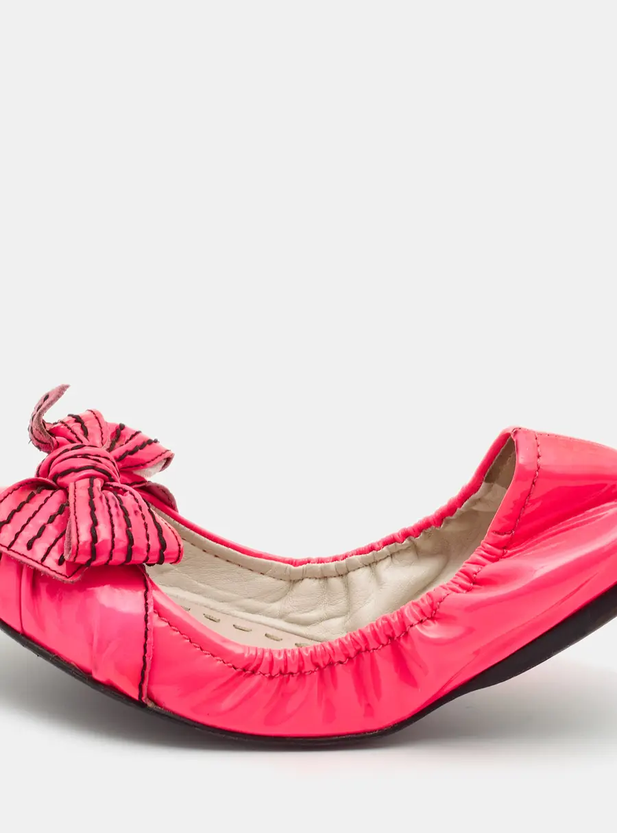 Miu Miu Pink Patent Leather Bow Scrunch Ballet Flats Size 37