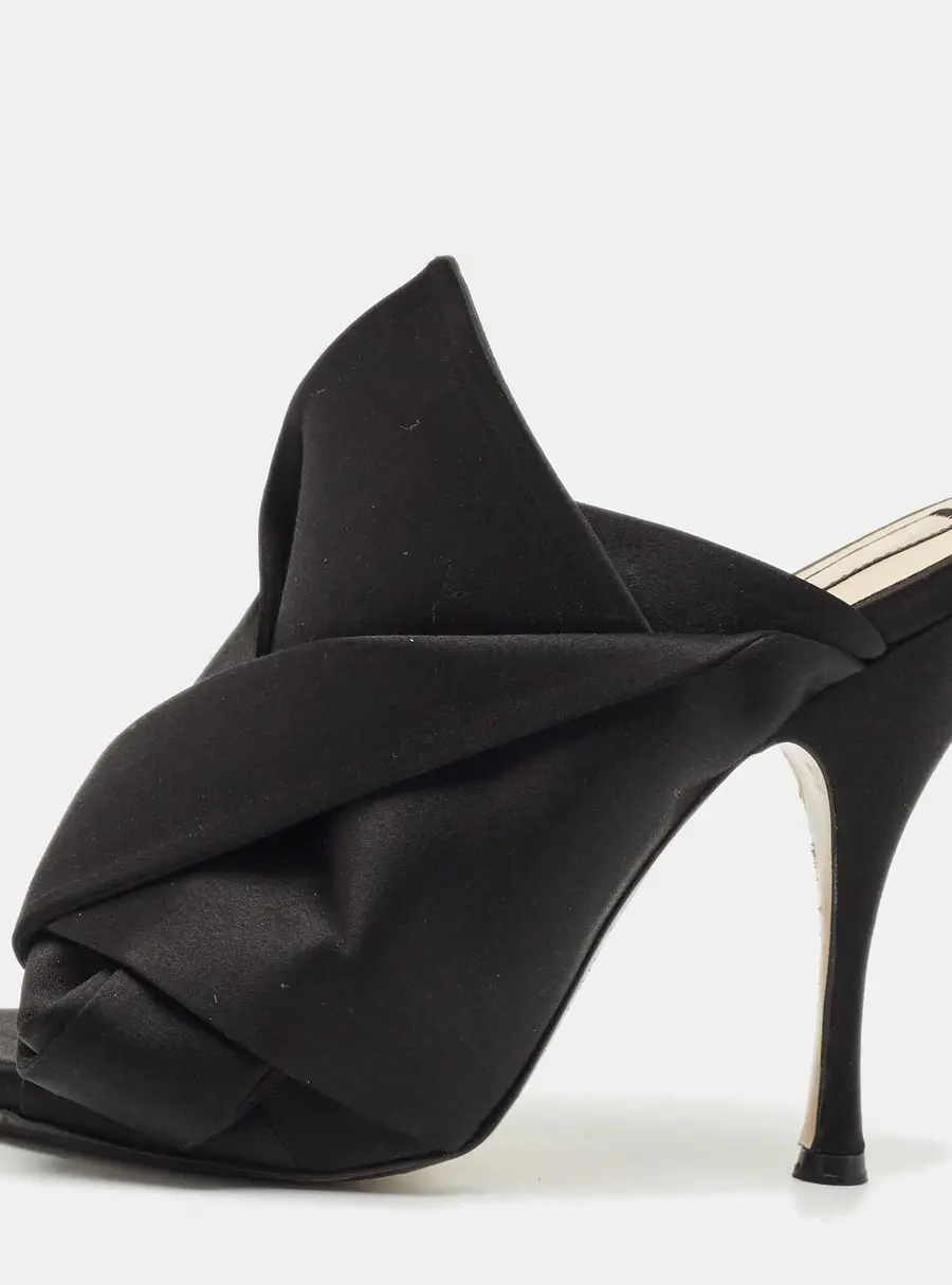N&ordm;21 Black Satin Raso Knot Peep Toe Mules Size 38.5