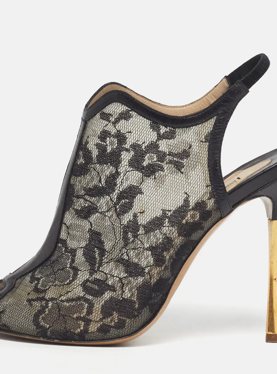 Nicholas Kirkwood Size 37 Black Lace and Leather Peep Toe Slingback Pumps