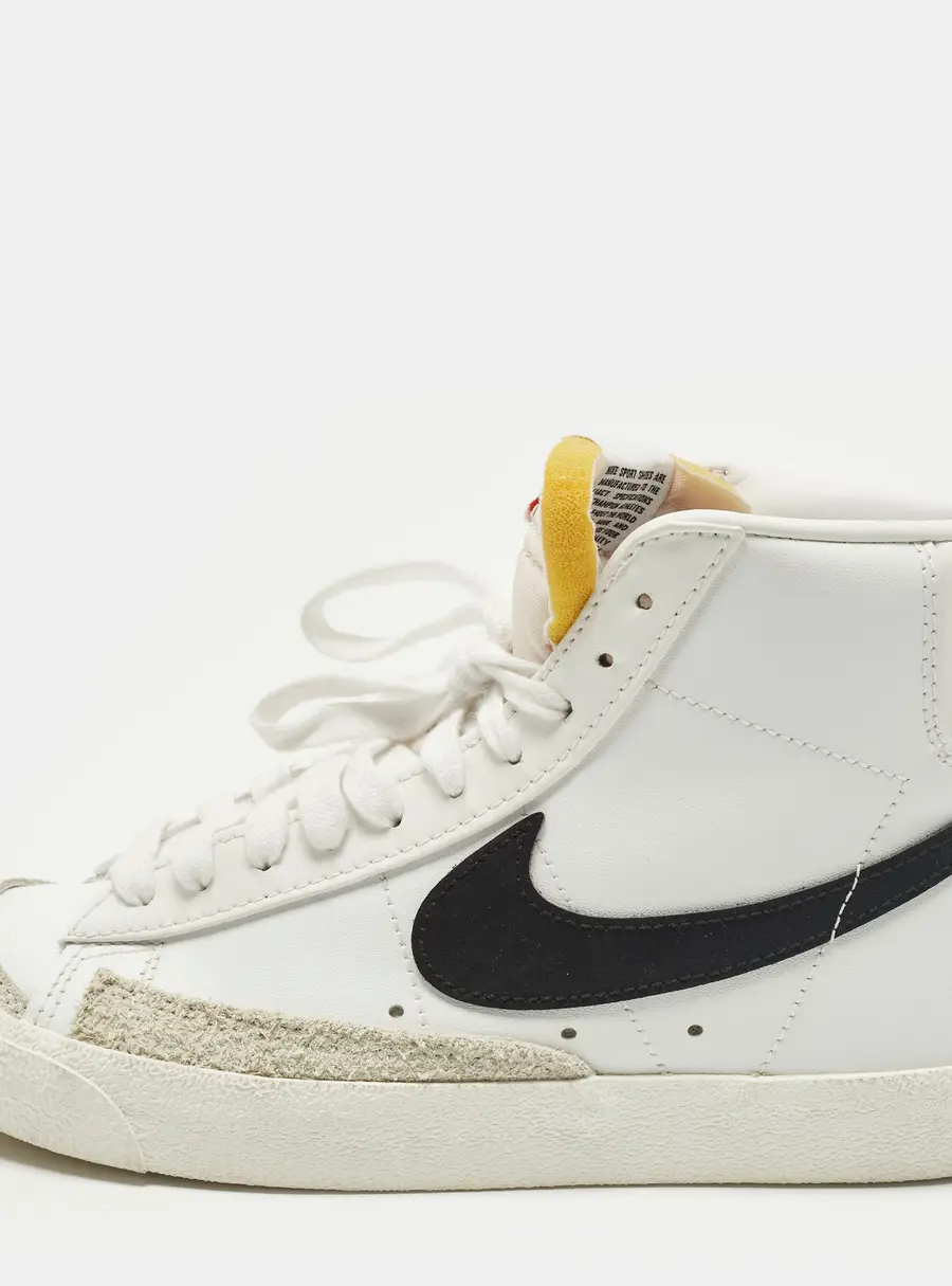 Nike Blazer Mid sacai Size 38 White Leather and Suede High Top Sneakers
