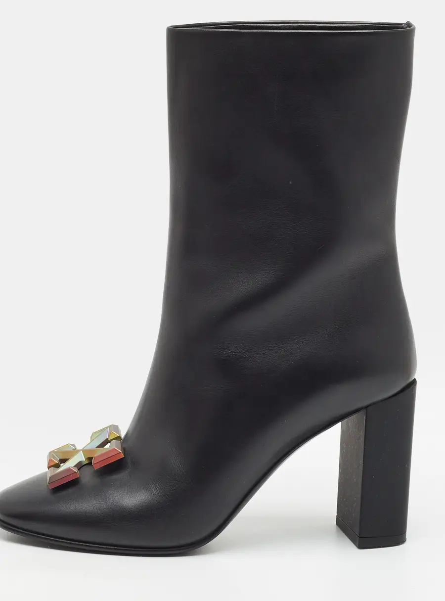 Off-White Arrow Size 37 Black Leather Ankle Length Boots