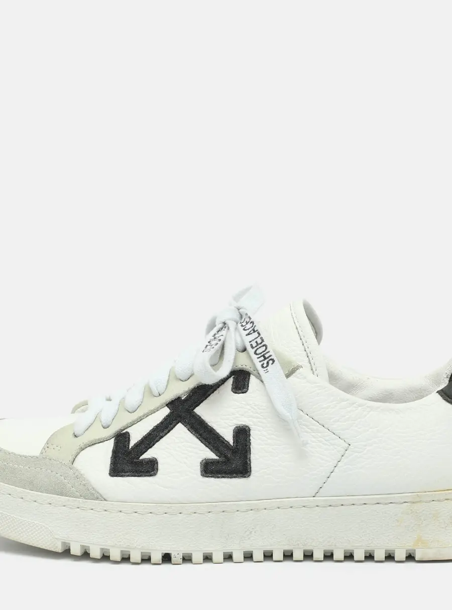 Off-White 2.0 Size 36 White/Black Leather and Suede Low Top Sneakers