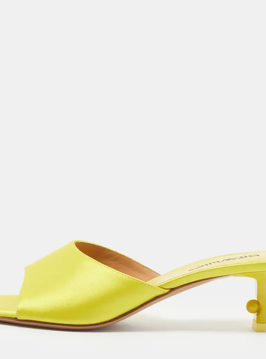 Off-White Size 36 Yellow Satin Slide Sandals