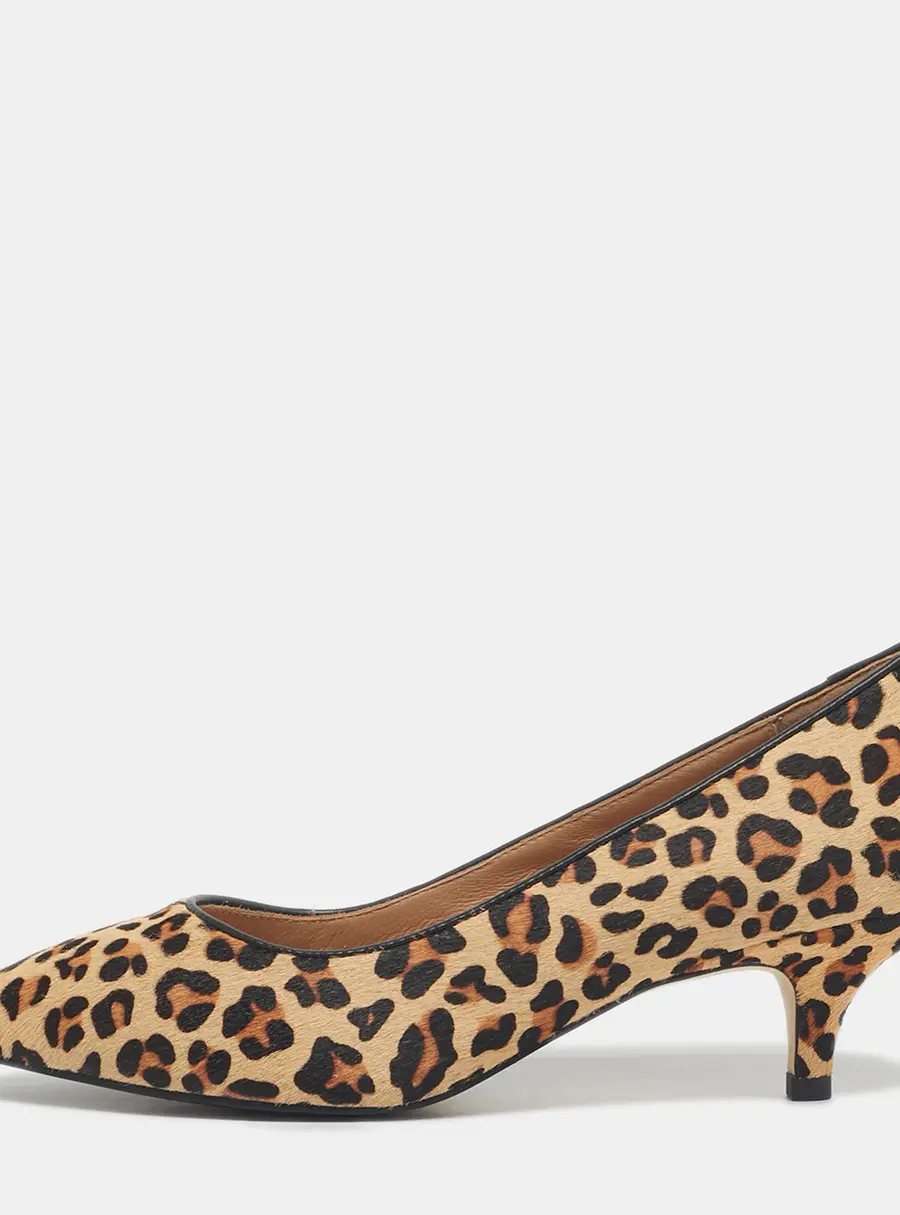 Age of Innocence Brown/Beige Calf Hair Pointed Toe Pumps Size 39