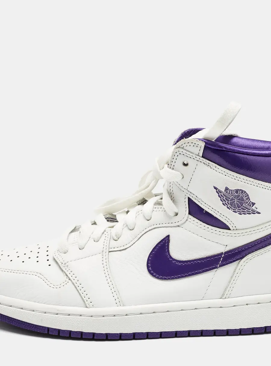 Air Jordans White/Purple Leather Air Jordan 1 High Top Sneakers Size 38.5