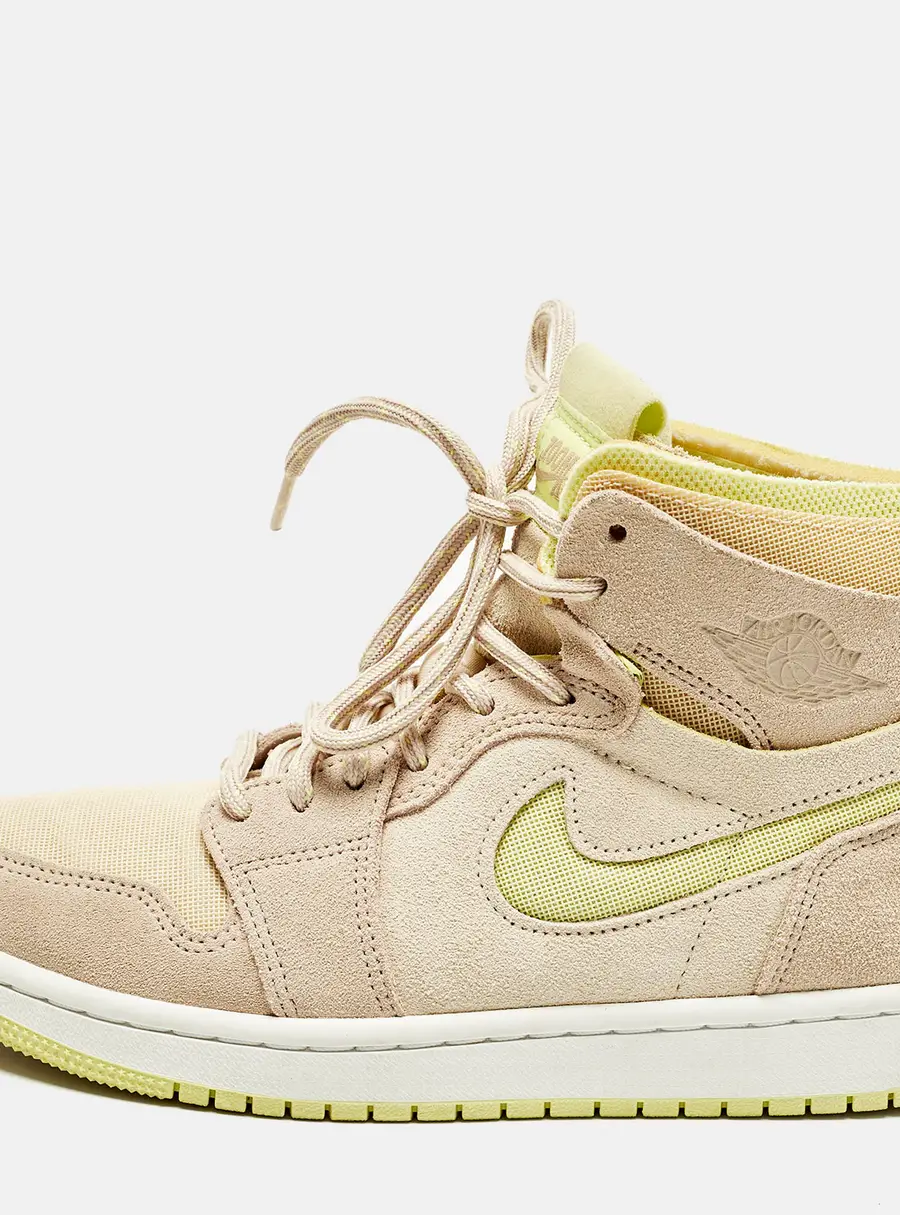 Air Jordans Jordan 1 Zoom Air CMFT Lemon Twist Size 38 Beige/Yellow Suede and Rubber High Top Sneakers